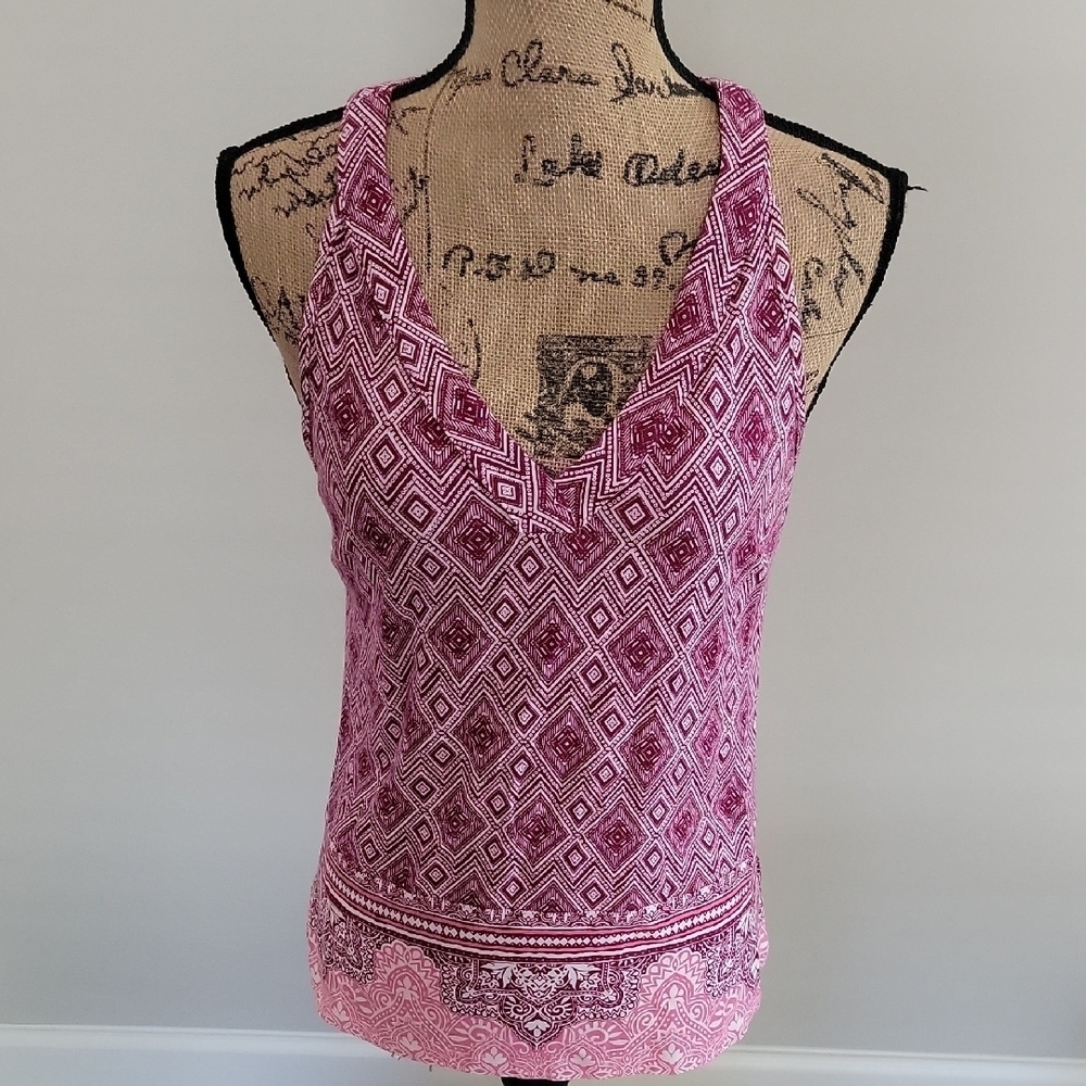 Skies Are Blue Pink Geometric Camisole